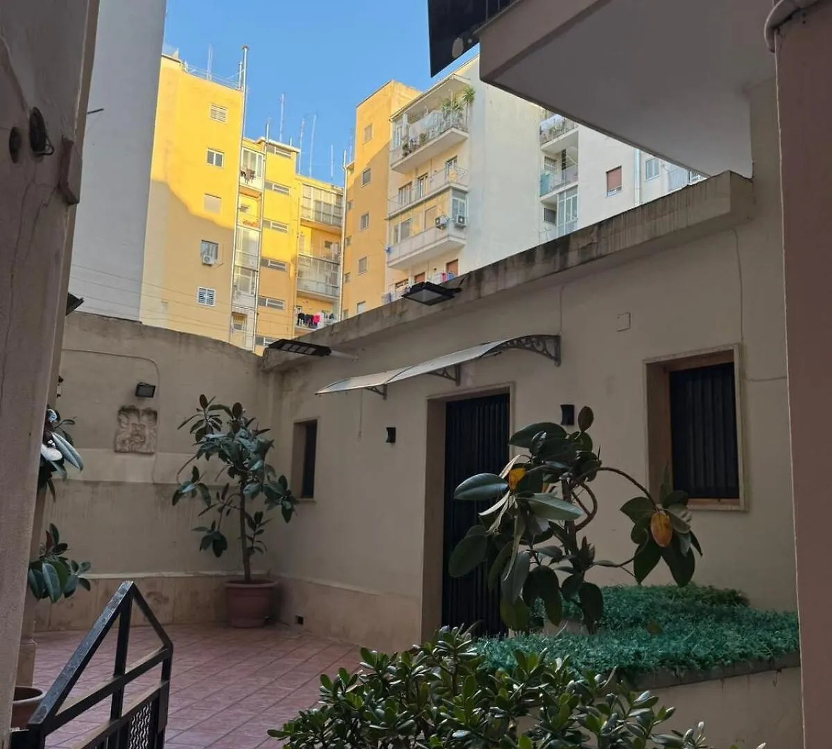 Oasi In Centro Apartment Bari Italy